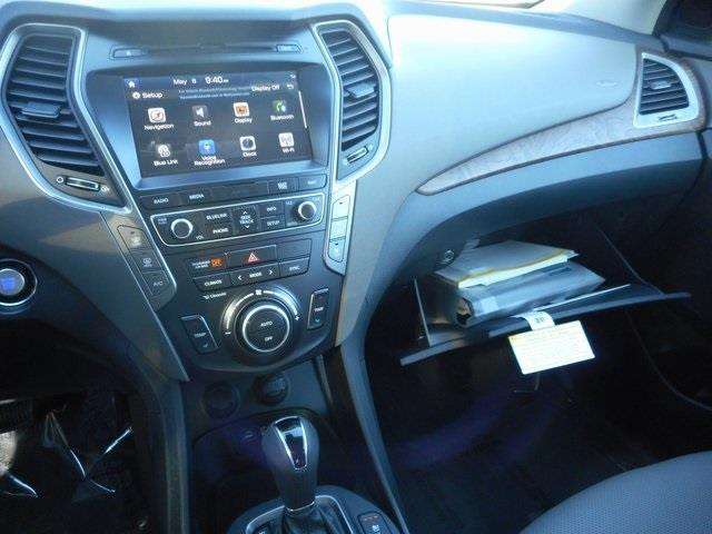 2017 Hyundai Santa Fe AWD Limited Ultimate 4dr SUV